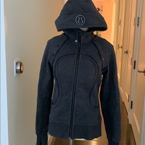 Lululemon special addition convertible hoodie!
